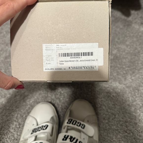 Golden Goose Sneakers - Picture 7 of 7